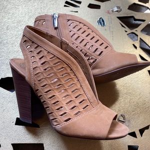 Vince Camuto Heels